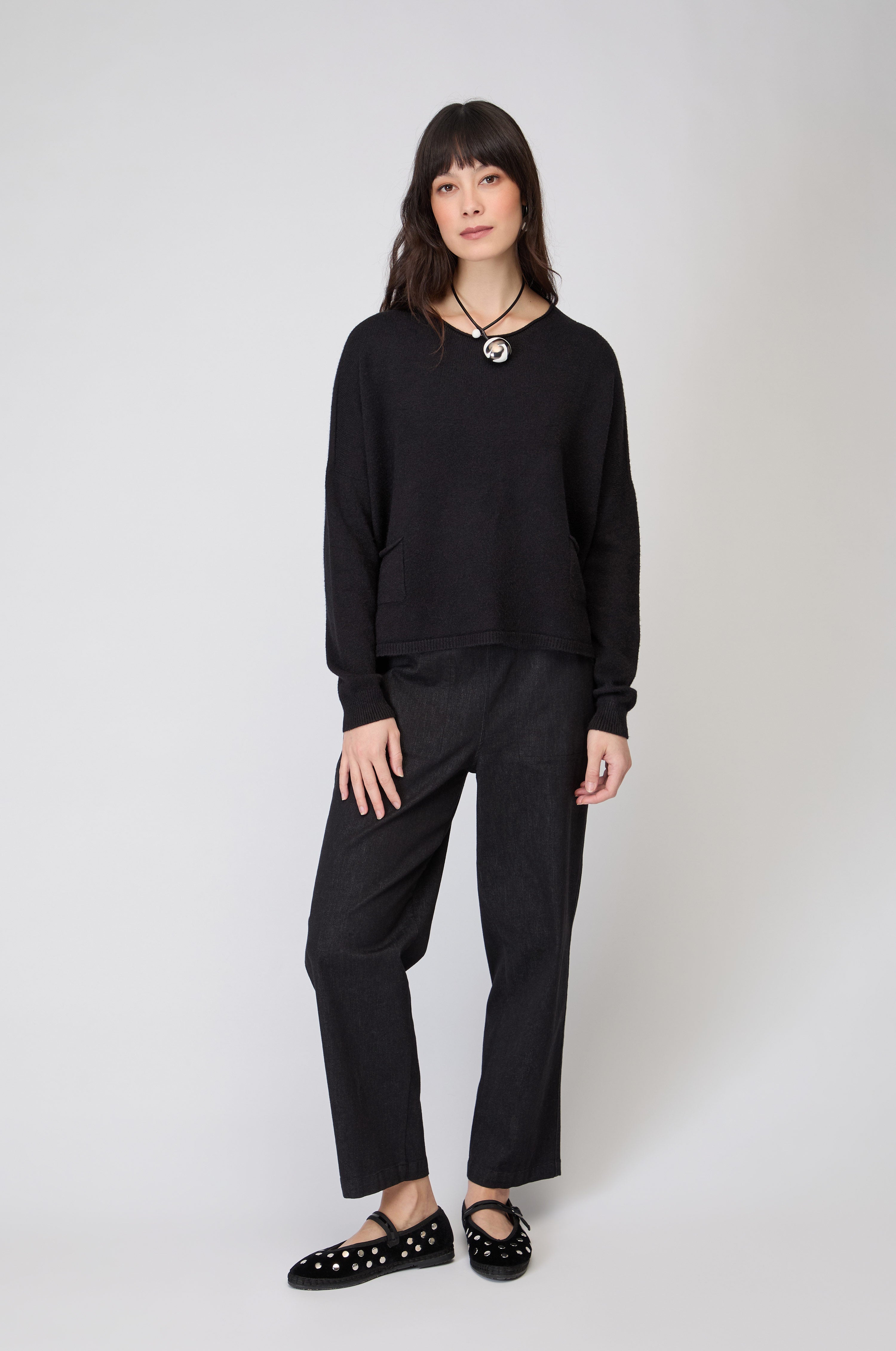 Two Pocket Black Knit