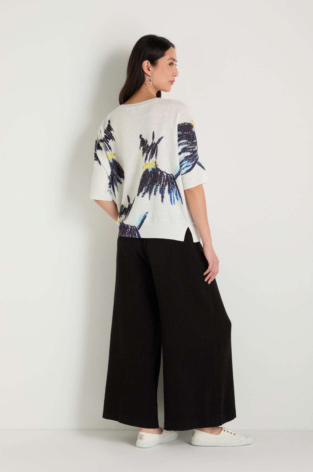 Scottie Linen Cotton V-Neck Knit