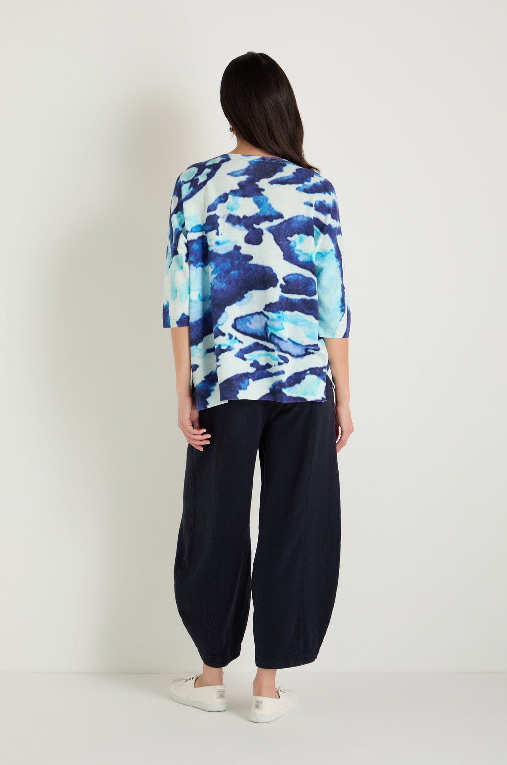 Cloudy Skies Linen Cotton V-Neck Knit
