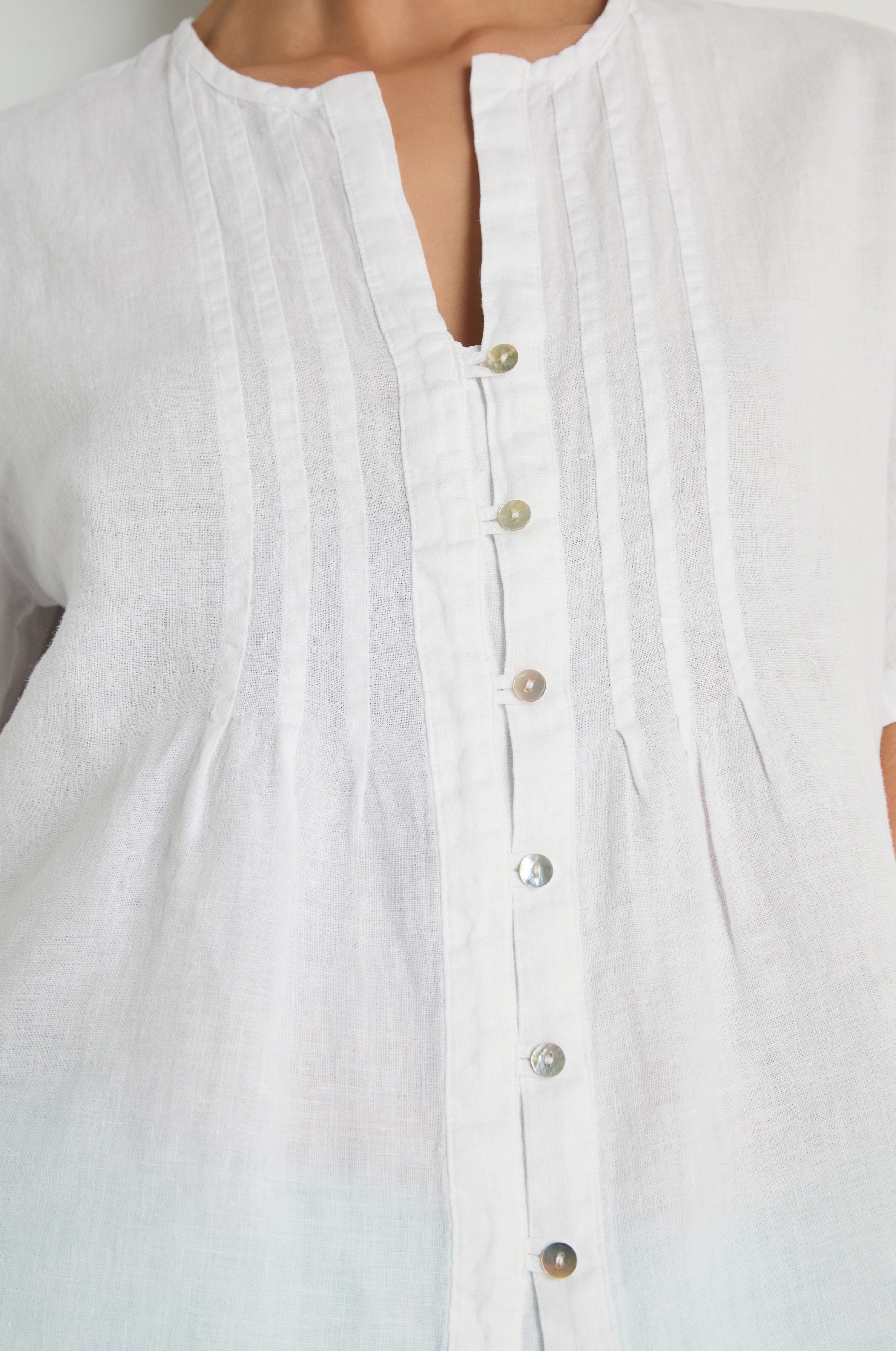 Linen Pleat Short Sleeve White Shirt