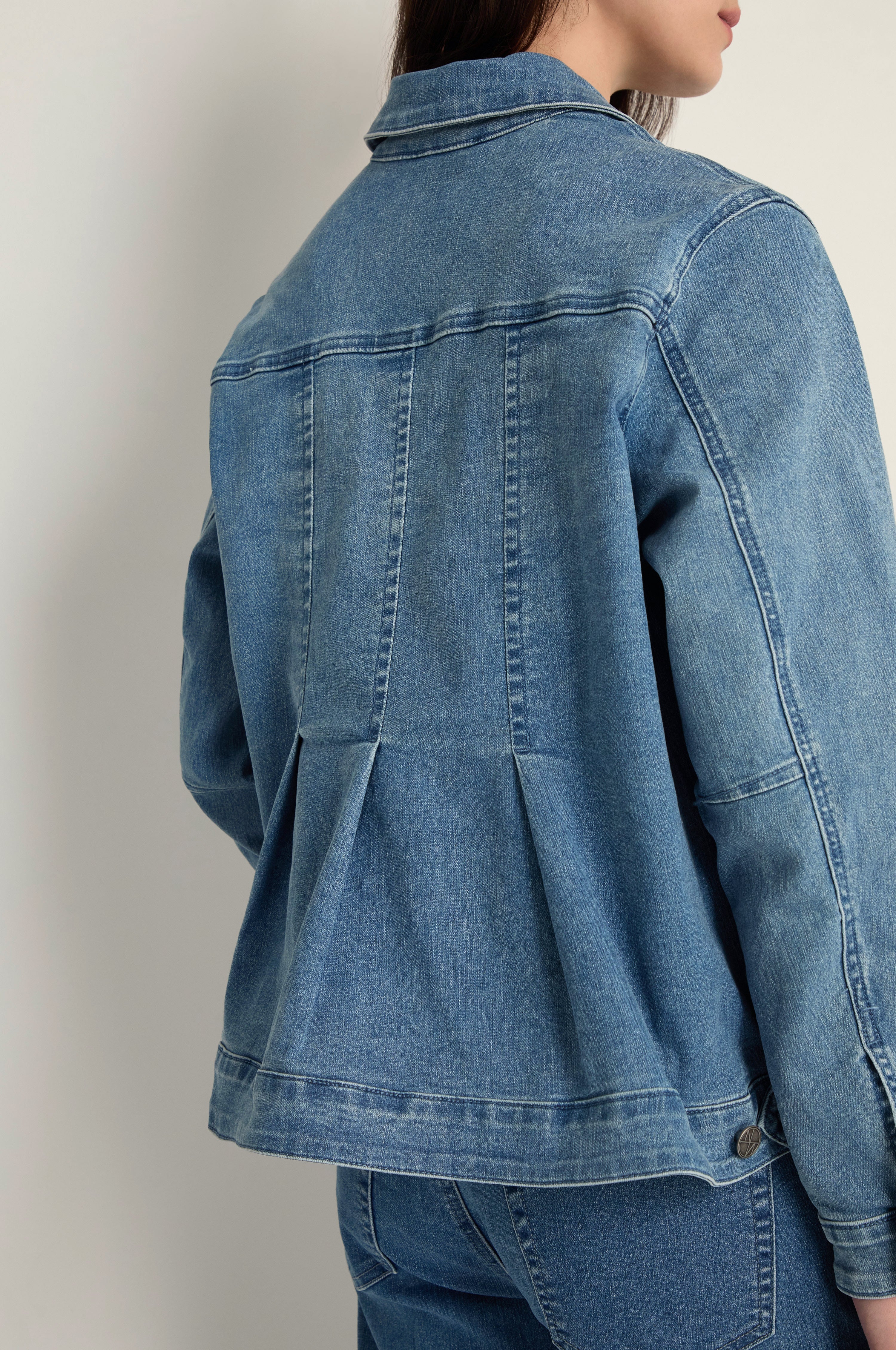 Cropped Denim Jacket