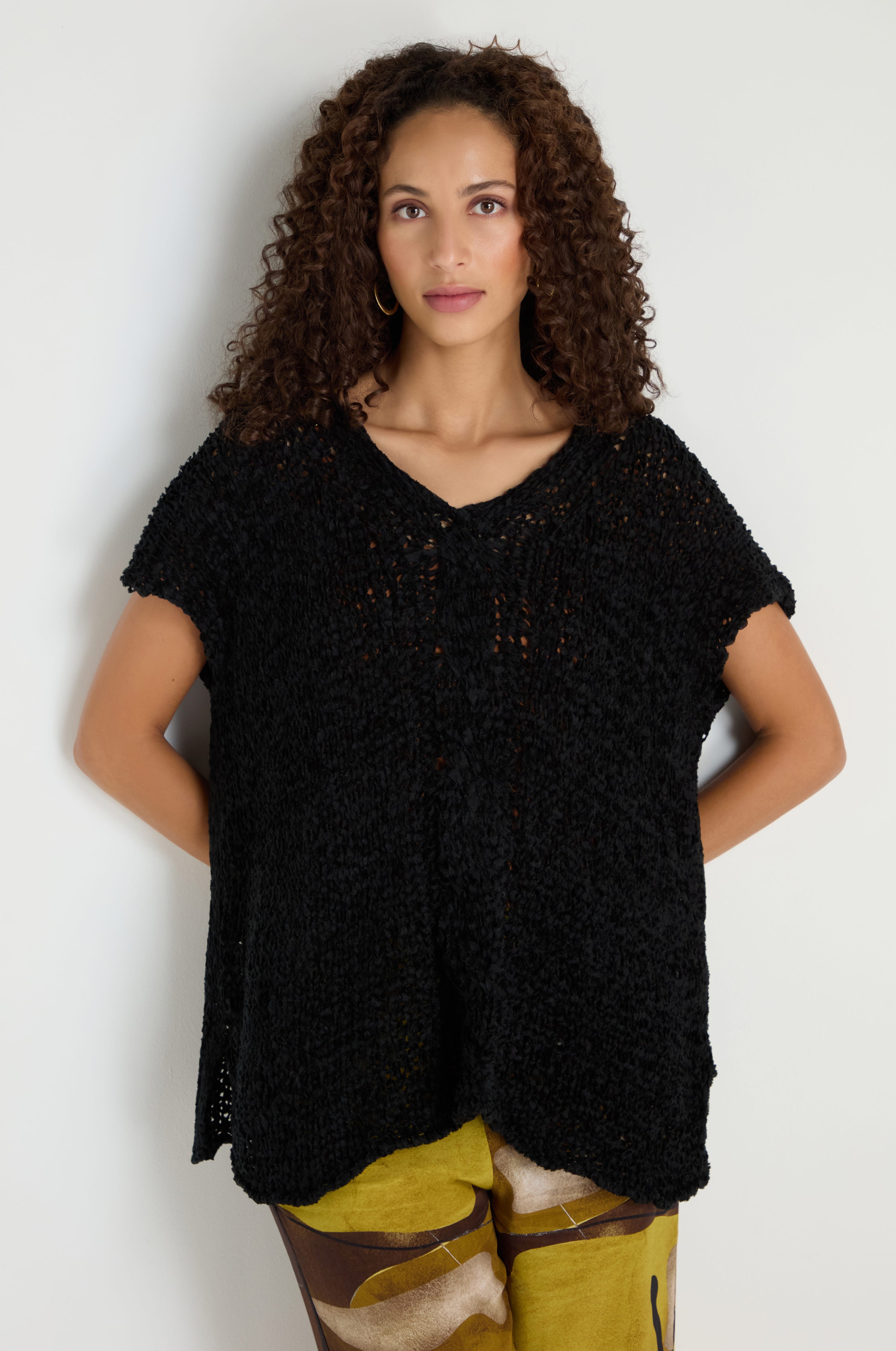 V-Neck Cotton Blend Black Knit