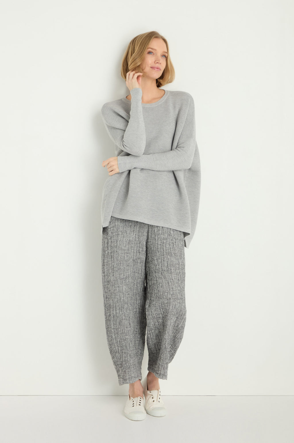Round Neck Ribbed Jumper