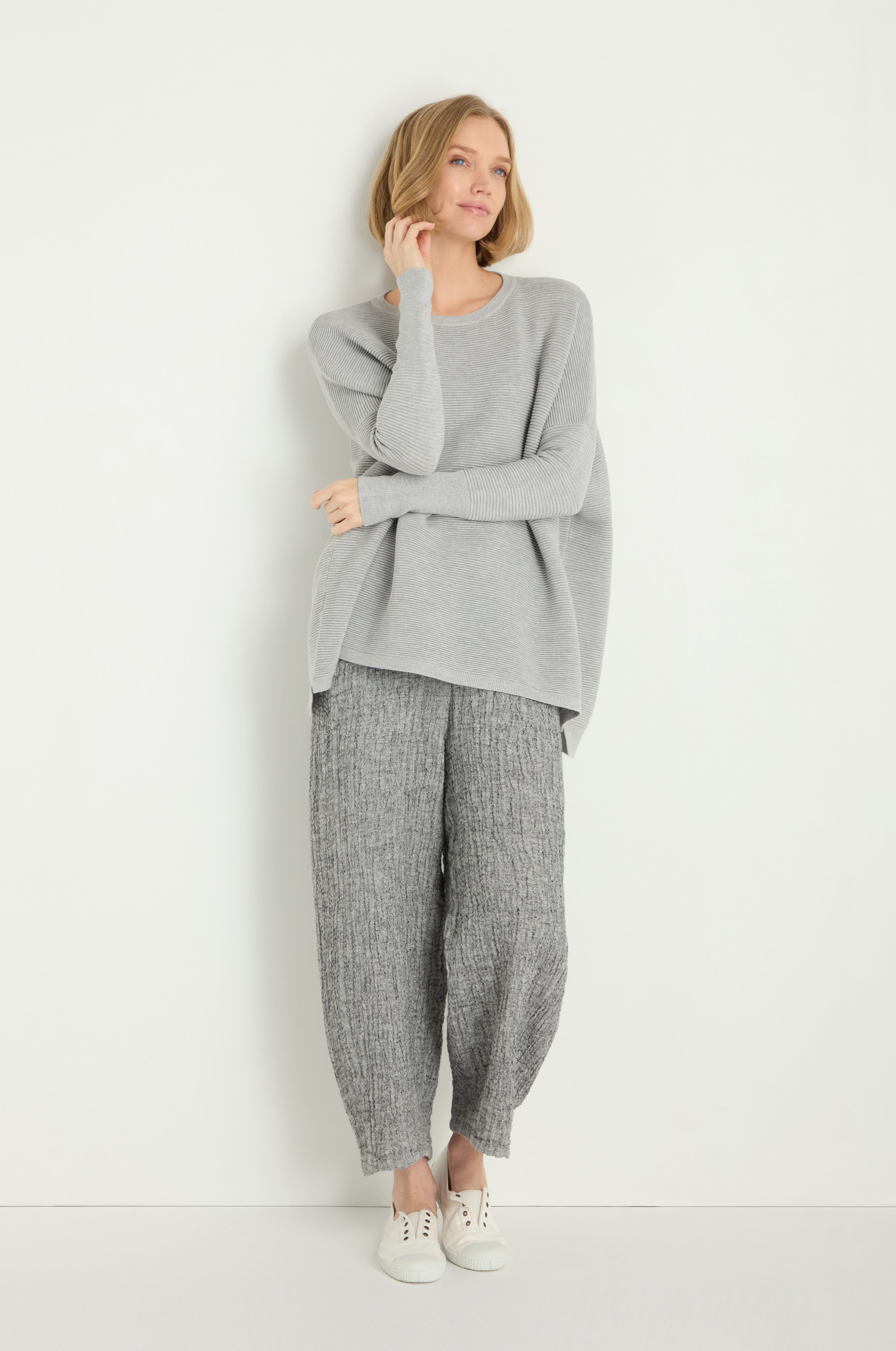 Round Neck Ribbed Jumper