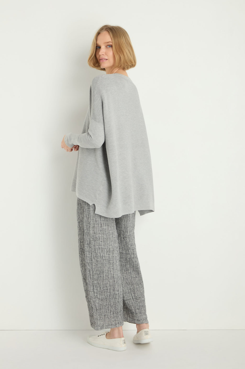 Round Neck Ribbed Jumper