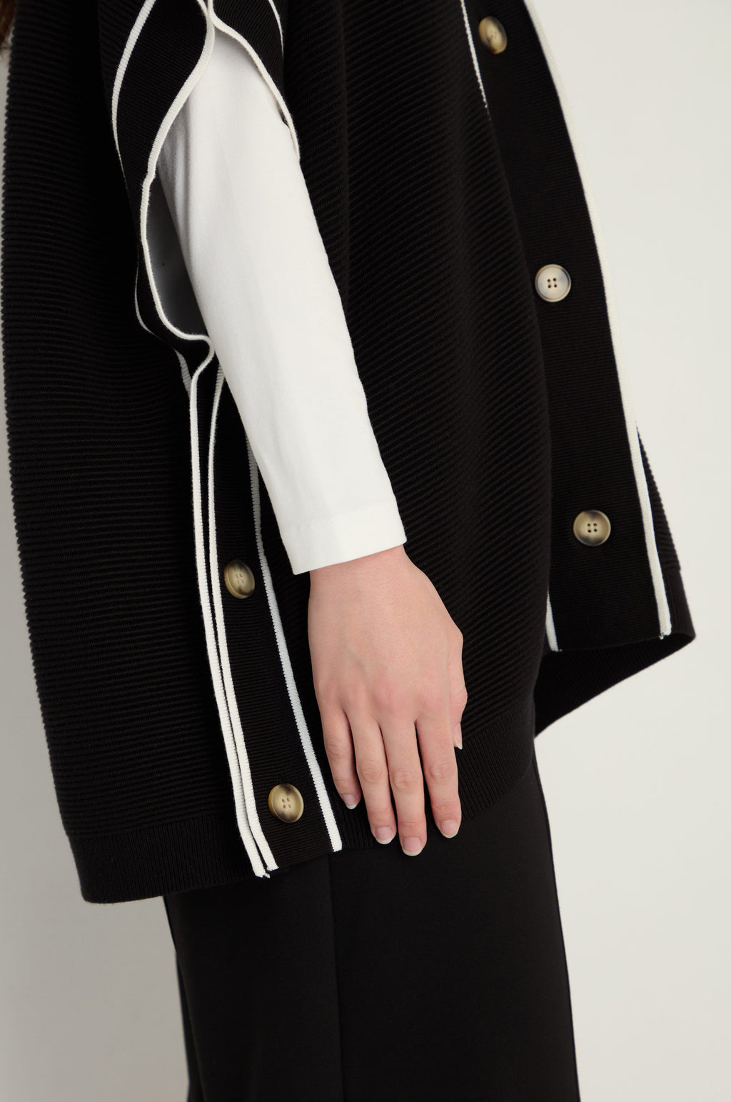Piped Detail Cardigan
